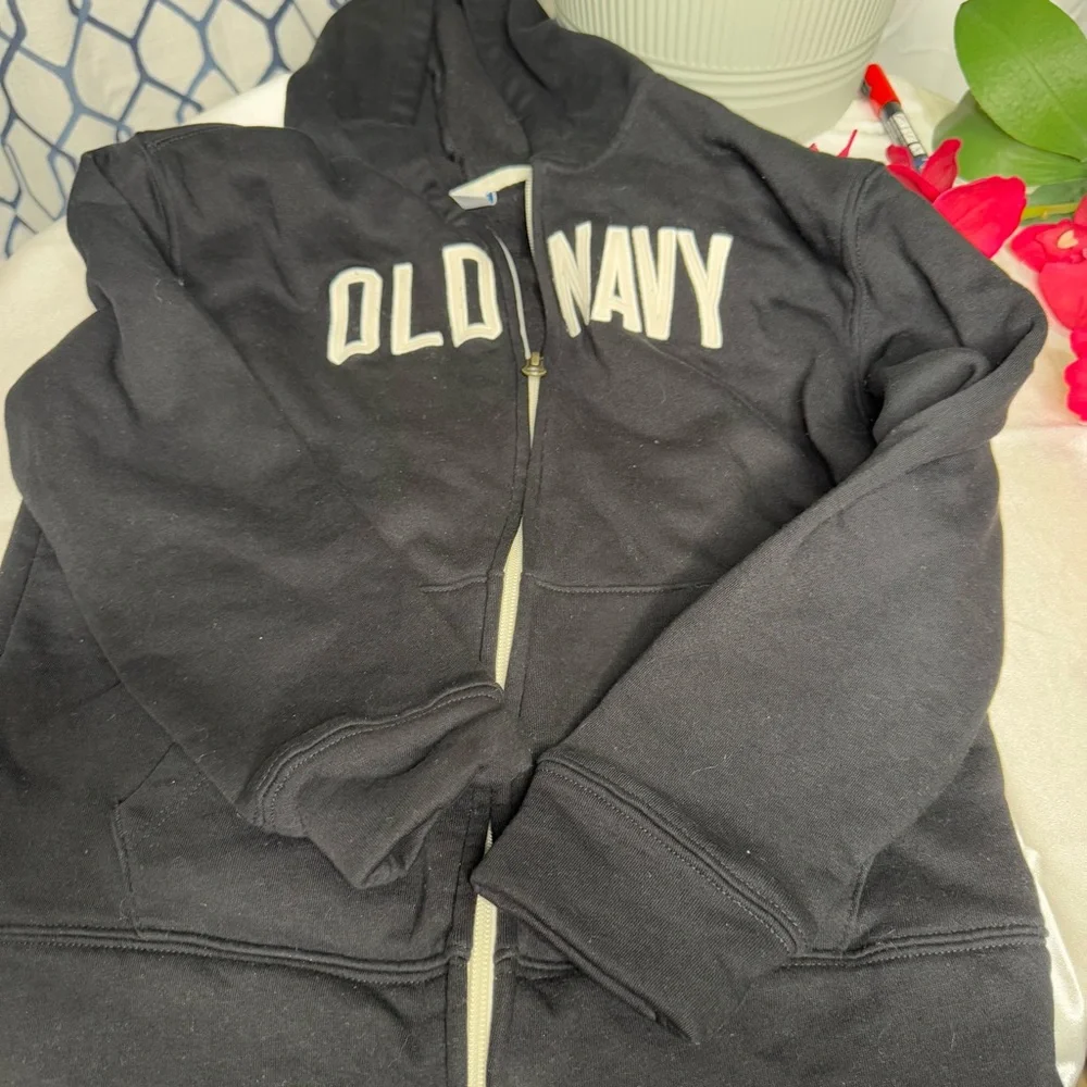 🖤 Old Navy Kids Sweatshirt 🖤